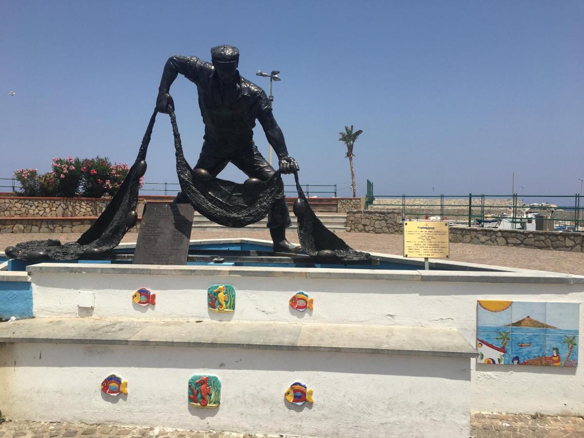 Casa Vacanza La Isla Bonita Isola delle Femmine Eksteriør billede